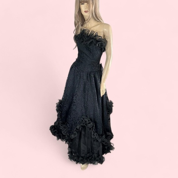 1980s Gothic Black Lace Gown | Whimsigoth Tulle Bustle | Black Wedding‎ Dress S - Picture 6 of 9